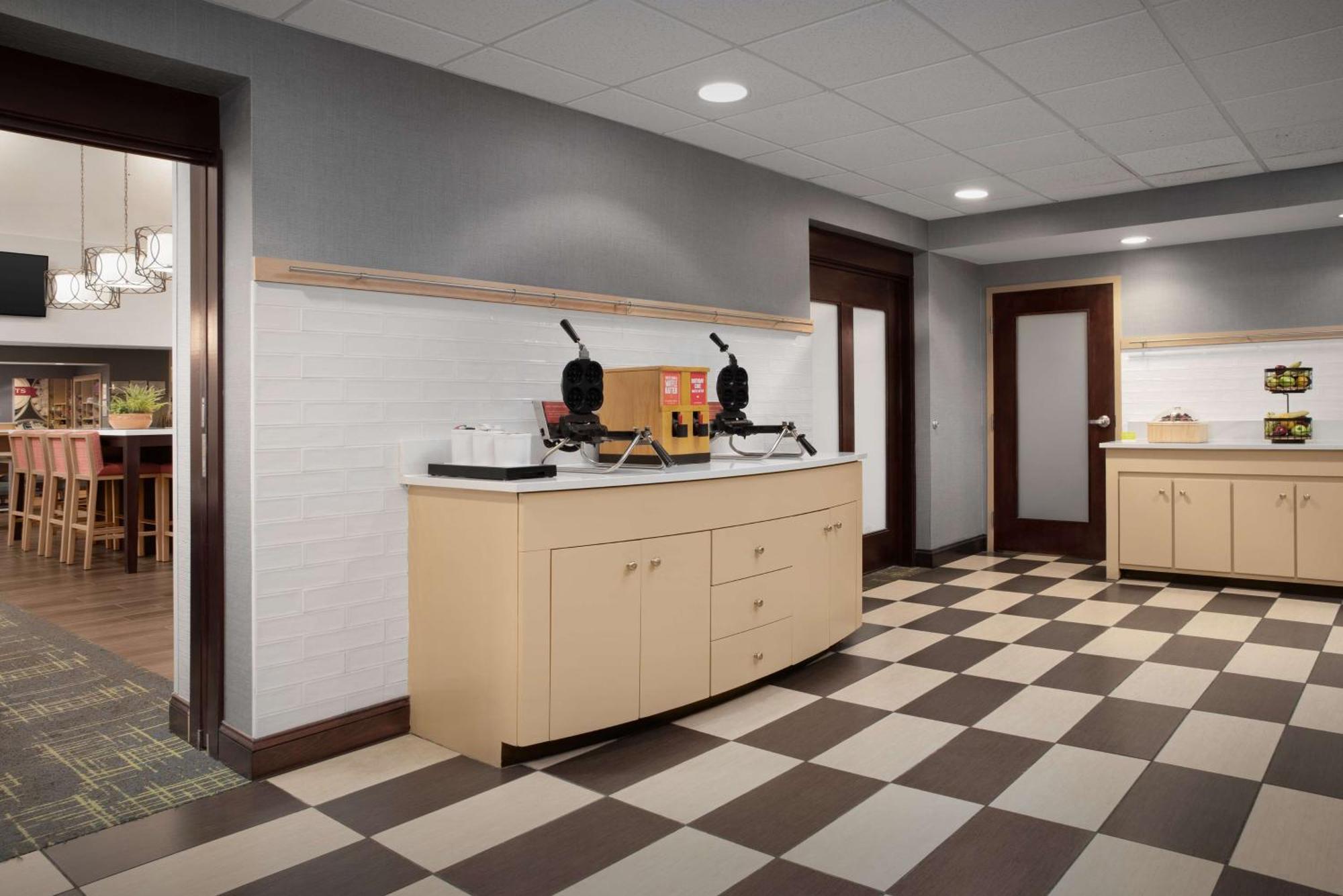 Hampton Inn & Suites-Knoxville/North I-75 Kültér fotó
