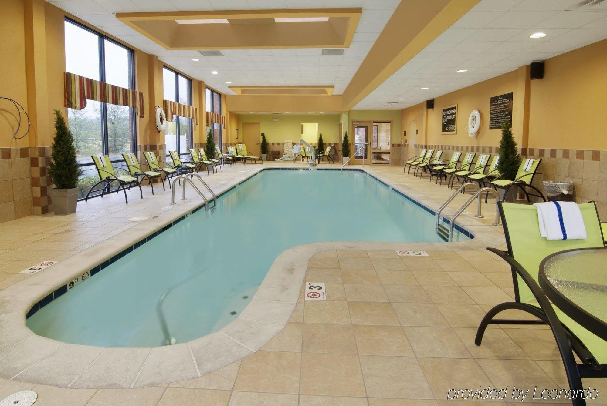 Hampton Inn & Suites-Knoxville/North I-75 Kültér fotó