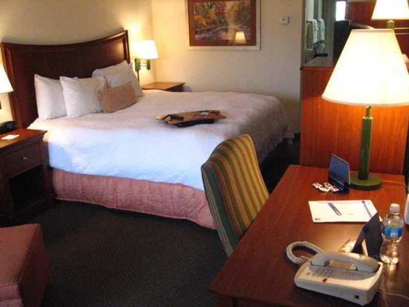 Hampton Inn & Suites-Knoxville/North I-75 Szoba fotó